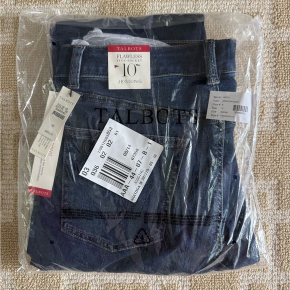 NWT Talbots Flawless 5-Pocket Jegging High Rise Jeans Saratoga Wash Size 10 - Picture 6 of 7